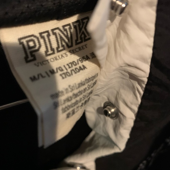 Victoria’s Secret PINK windbreaker - Picture 6 of 6